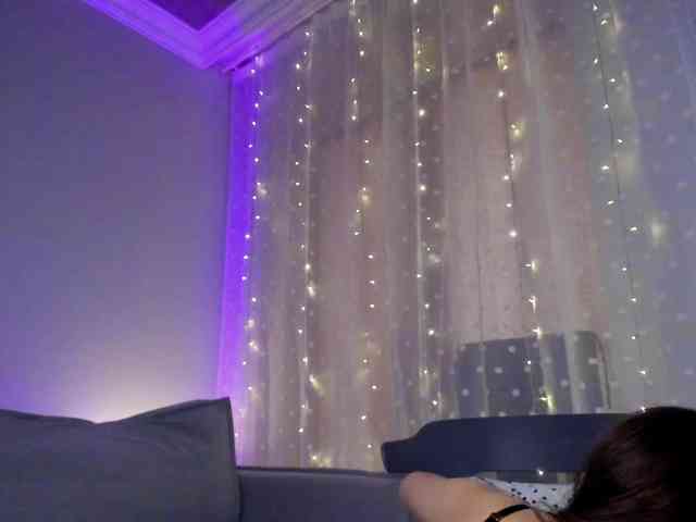 LinaStones webcam