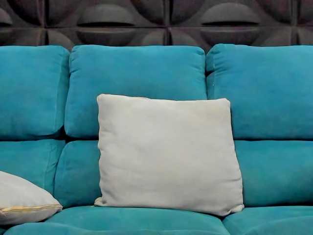 Samhotie's BongaCams show and profile