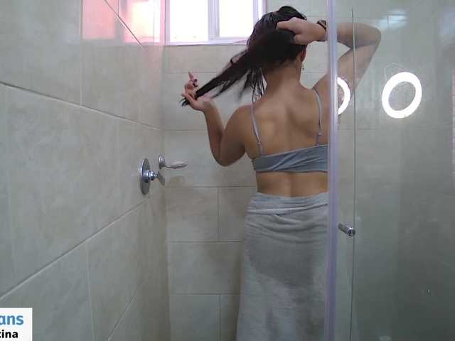 le modèle sofirousel est en webcam porno dans un show sur le site bongacams, il possède les tags suivants: Latino/Hispanic,Brunette,Shaved