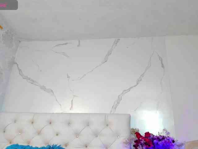 Emily-White Emily-White