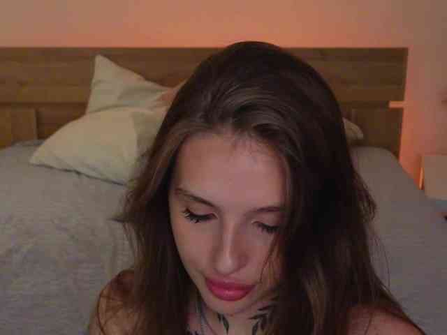 xxx chatroom Miachill