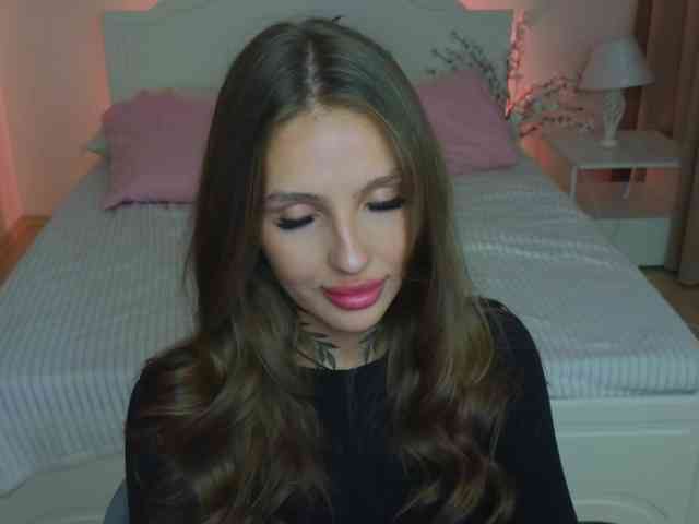 miachill Live Webcam on BongaCams