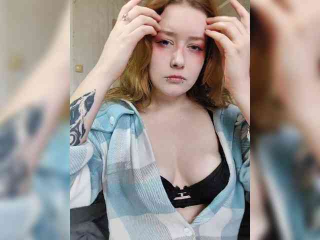 AoiShiori Live Webcam on BongaCams