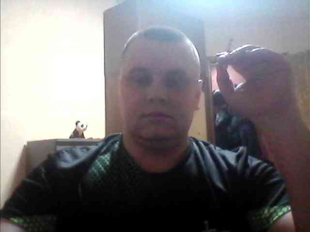 Markess22 Live Webcam on BongaCams