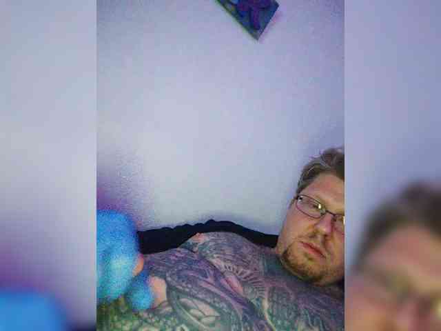 Superlayins Live Webcam on BongaCams