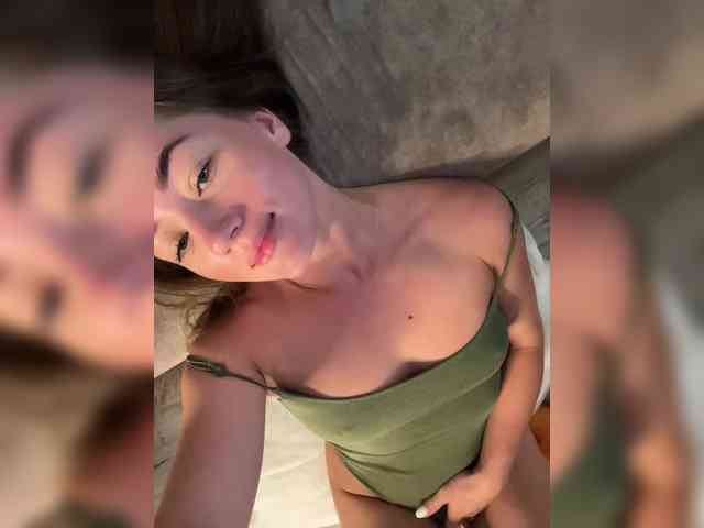 juicy-peachh webcam
