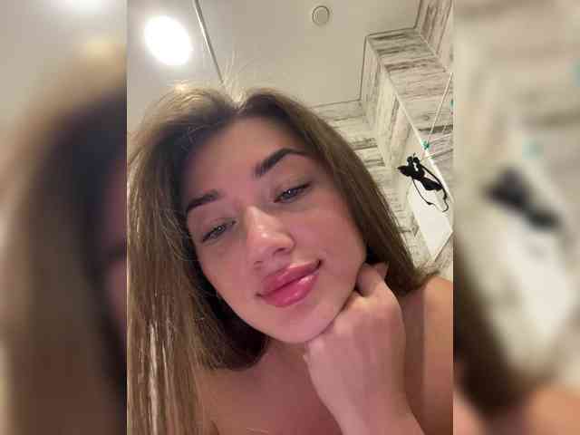 juicy-peachh webcam