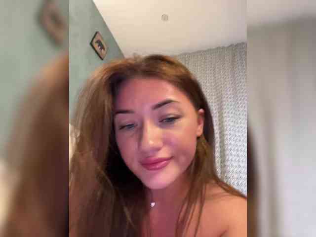 juicy-peachh Live Webcam on BongaCams