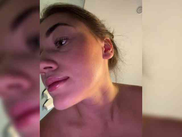 juicy-peachh webcam