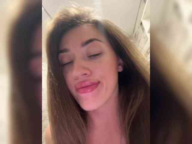 juicy-peachh webcam