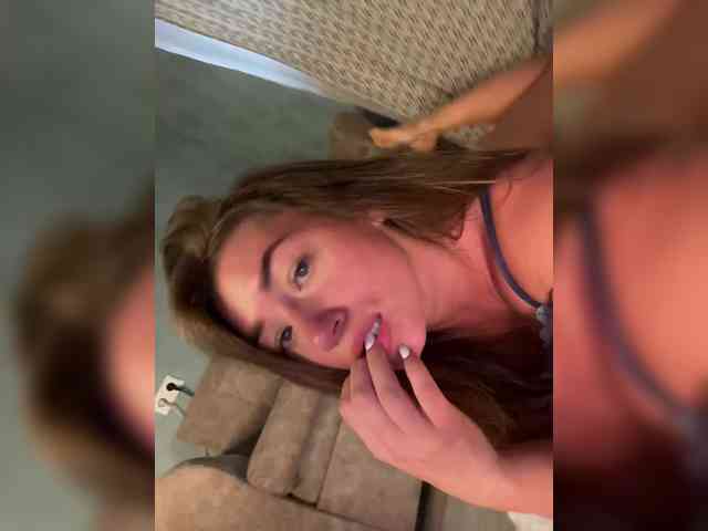 juicy-peachh webcam