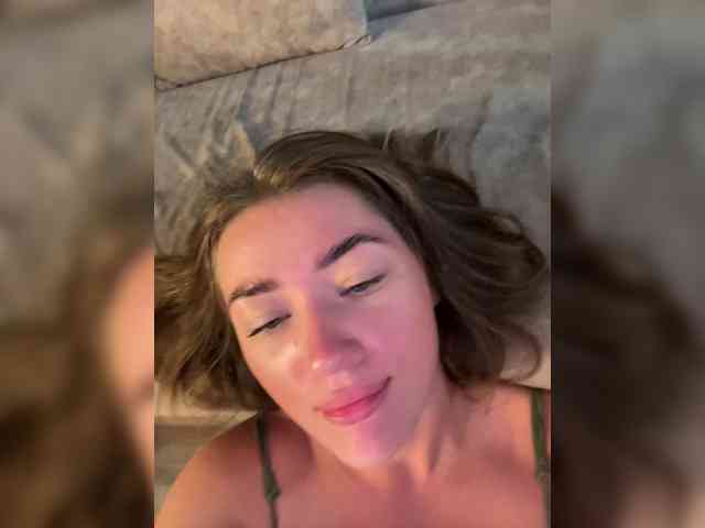 juicy-peachh webcam