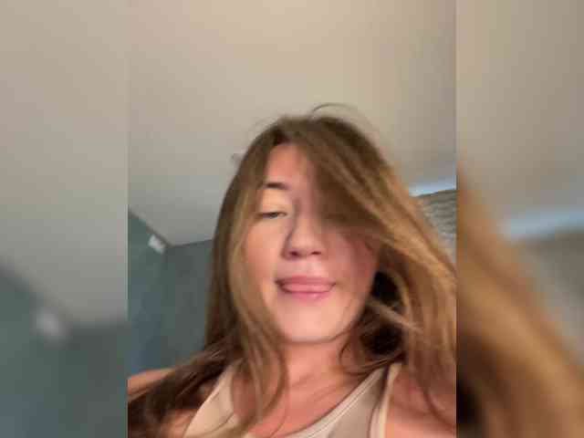 juicy-peachh webcam