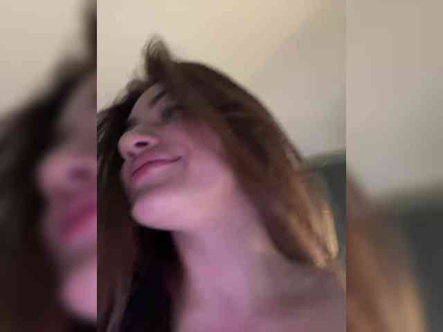 juicy-peachh webcam