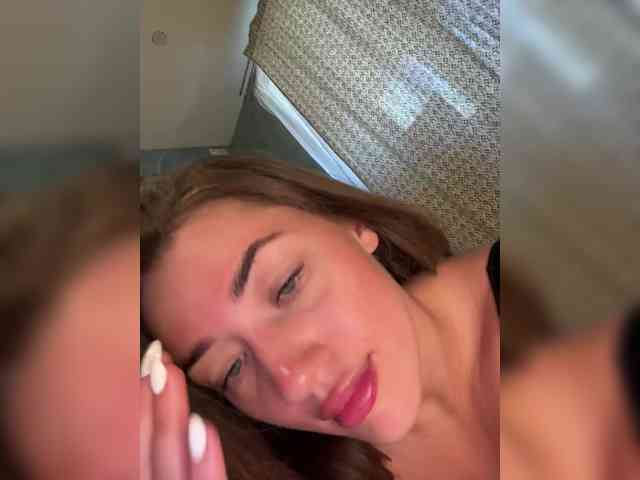 juicy-peachh webcam