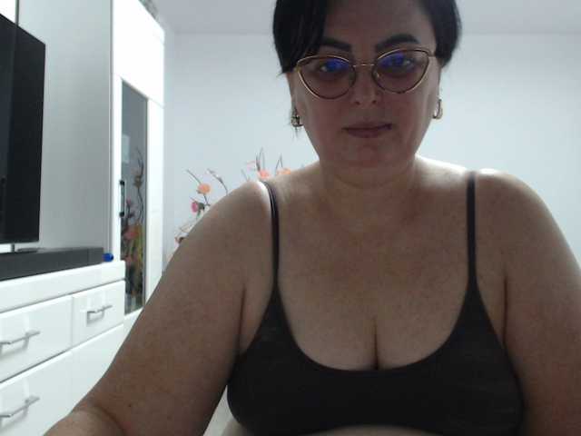 Emyllywhite from BongaCams is Freechat