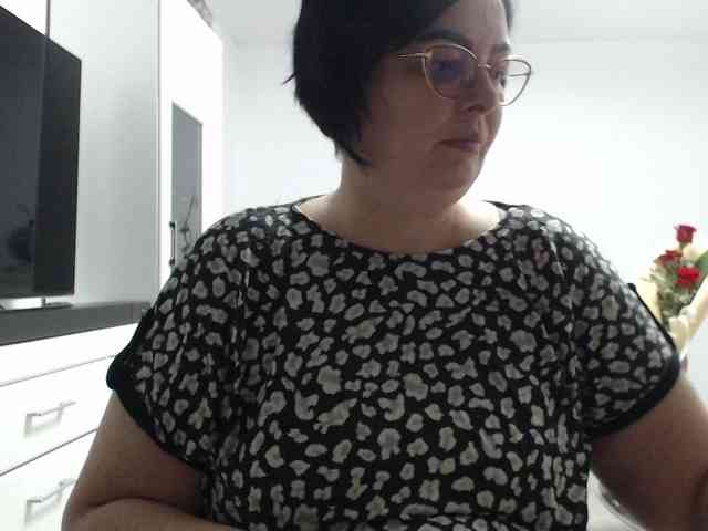 Emyllywhite Emyllywhite