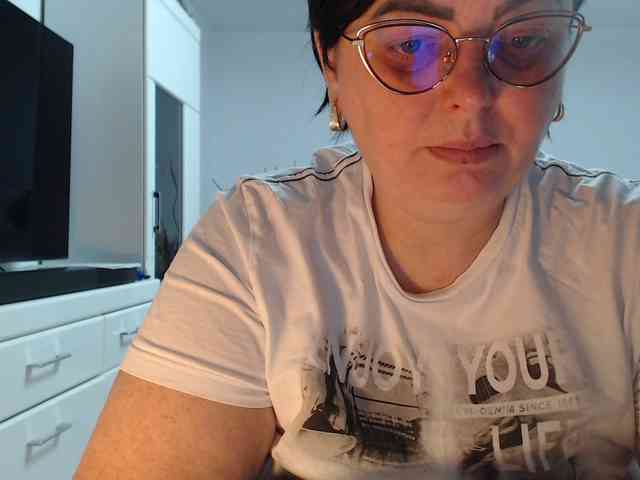 Emyllywhite Emyllywhite