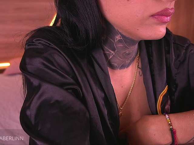 sexy-danna's BongaCams show and profile