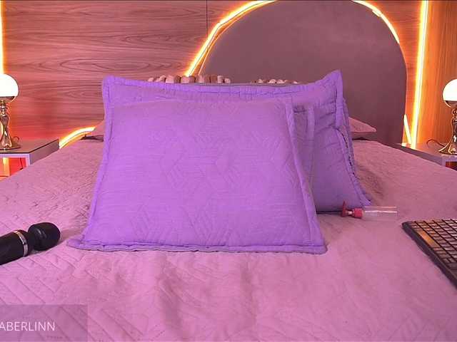 sexy-danna's BongaCams show and profile