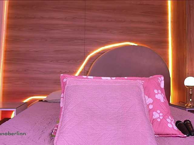 sexy-danna's BongaCams show and profile