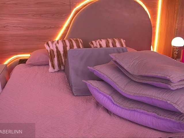 sexy-danna's BongaCams show and profile