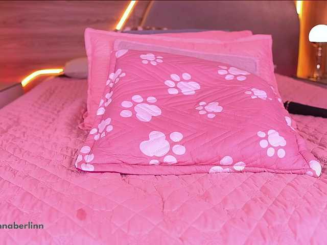 sexy-danna's BongaCams show and profile