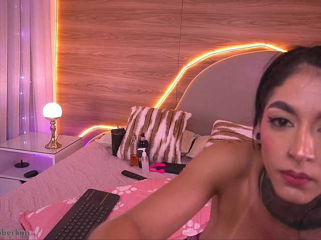 sexy-danna's BongaCams show and profile