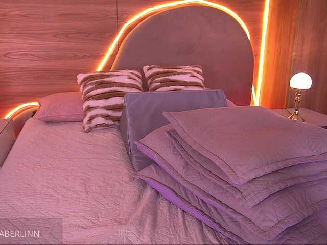 sexy-danna's BongaCams show and profile