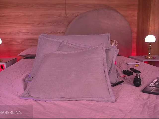 sexy-danna's BongaCams show and profile