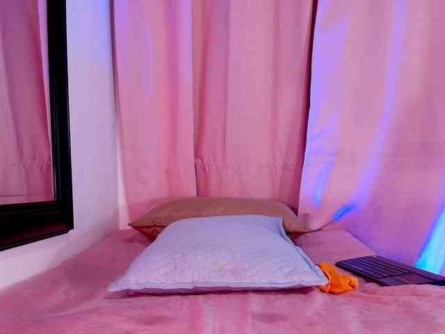 nude cam chat Sexy-danna