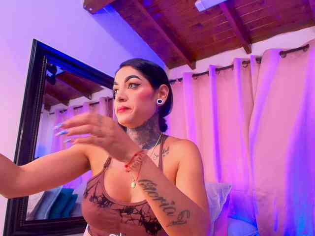 sexy-danna webcam