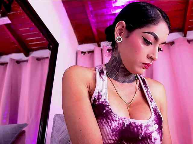 sexy-danna webcam
