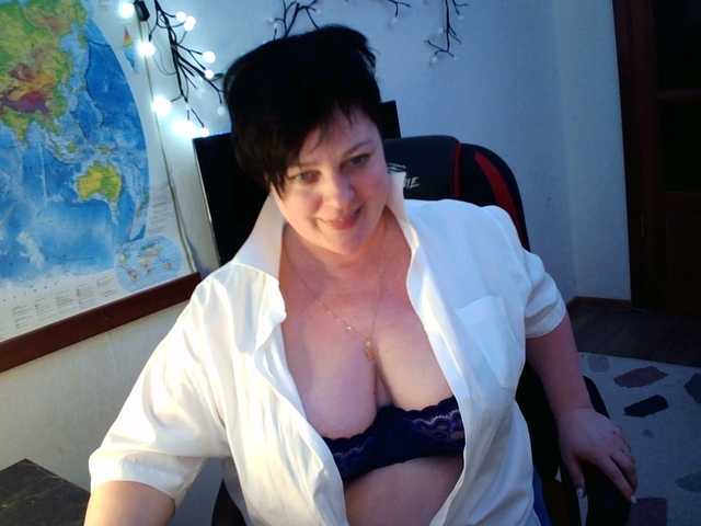 -alenyshka-'s BongaCams show and profile