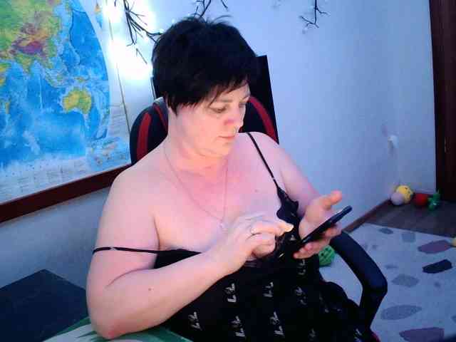 -alenyshka- Live Webcam on BongaCams