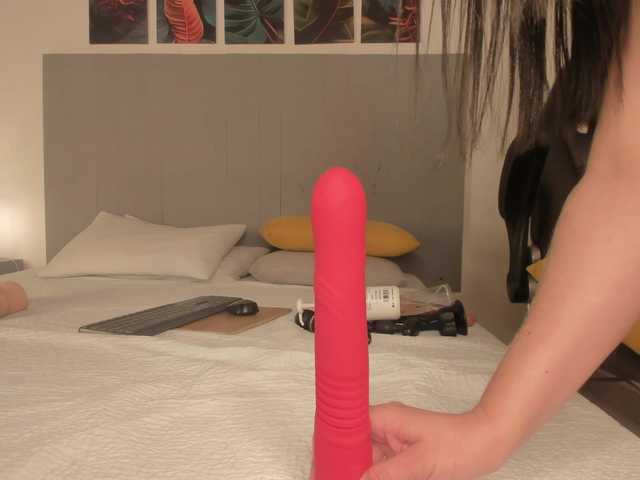 molly-rosse's BongaCams show and profile