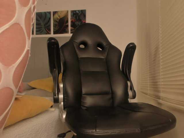 molly-rosse's BongaCams show and profile