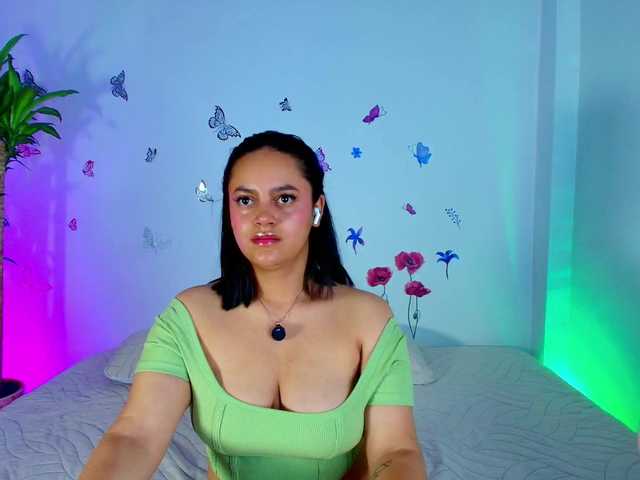 victoriablack's BongaCams show and profile