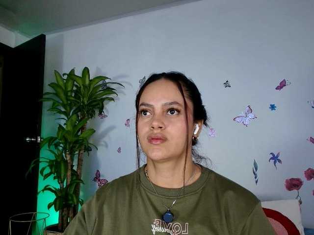 victoriablack's BongaCams show and profile