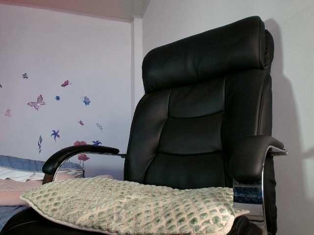 victoriablack's BongaCams show and profile