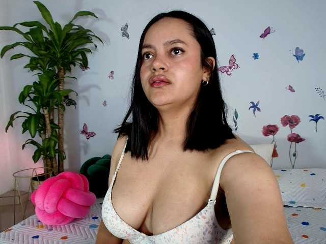 victoriablack's BongaCams show and profile