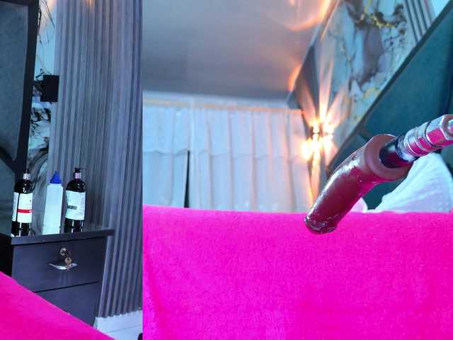 NathaxaLeans's BongaCams show and profile