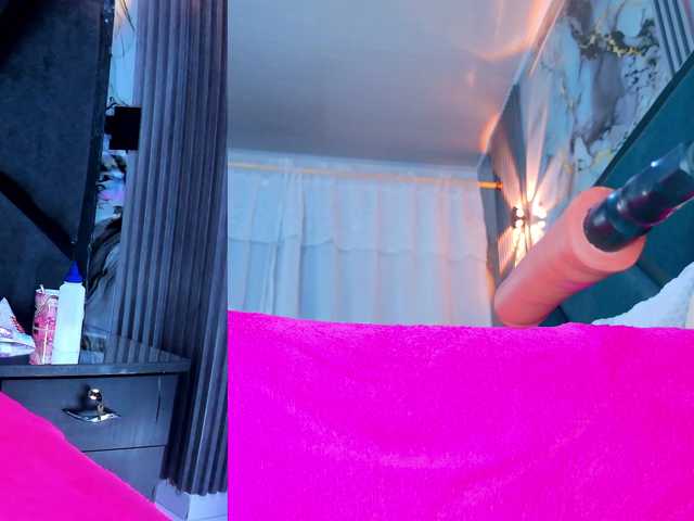 NathaxaLeans's BongaCams show and profile