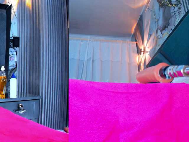 NathaxaLeans's BongaCams show and profile