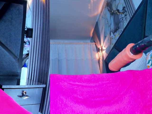 NathaxaLeans's BongaCams show and profile