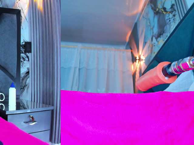 NathaxaLeans's BongaCams show and profile