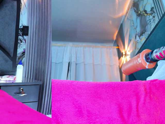 NathaxaLeans's BongaCams show and profile