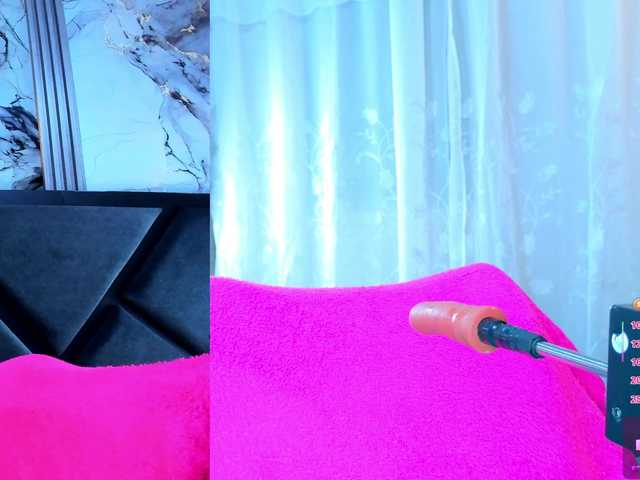 NathaxaLeans's BongaCams show and profile