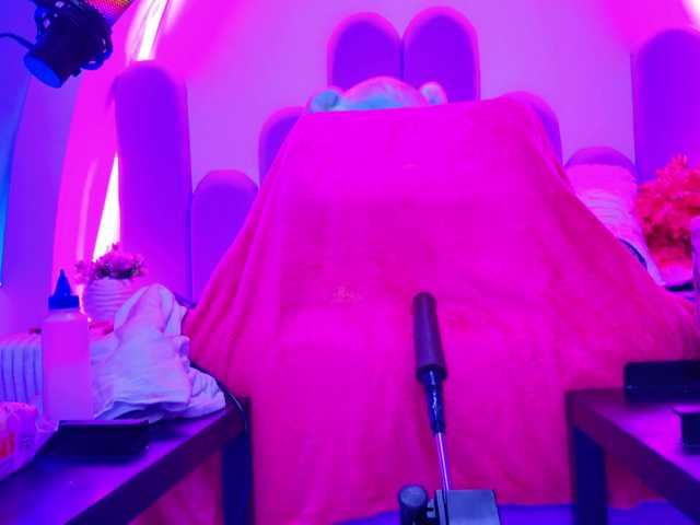 NathaxaLeans's BongaCams show and profile