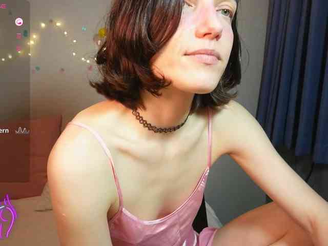 AlicePurring webcam